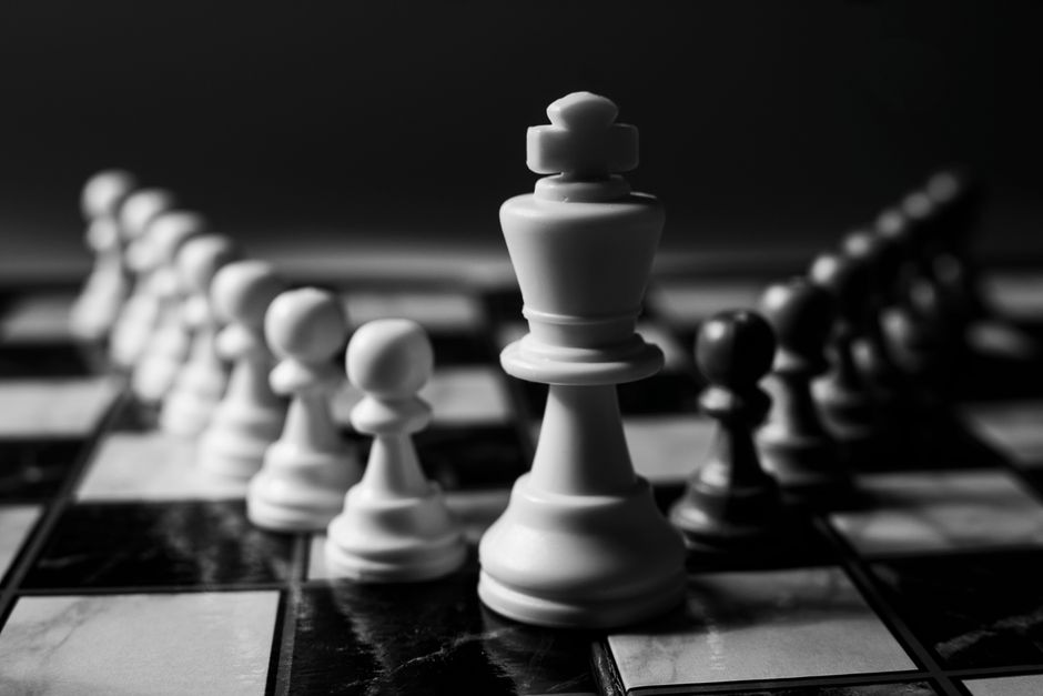 When hanging pawns become a target